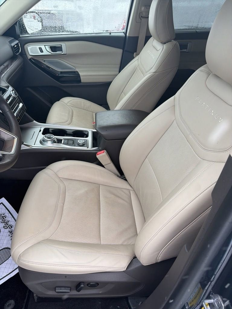 2022 Ford Explorer Platinum