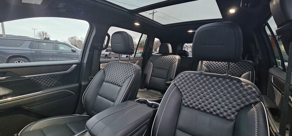 2024 GMC Acadia Denali