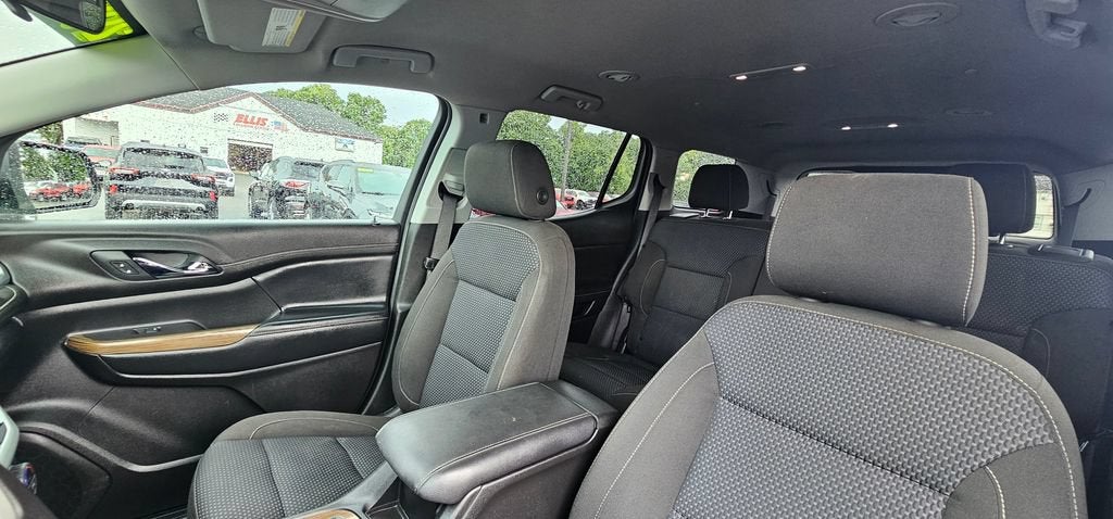 2020 GMC Acadia SLE