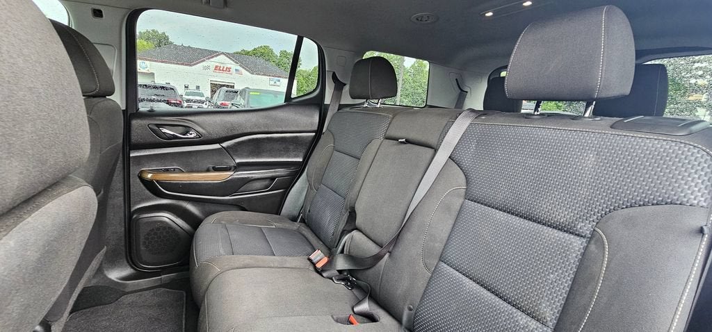 2020 GMC Acadia SLE
