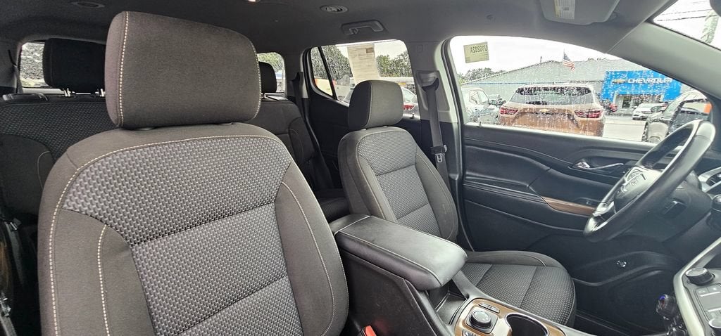 2020 GMC Acadia SLE