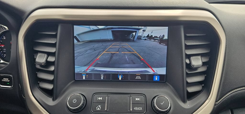 2022 GMC Acadia Denali