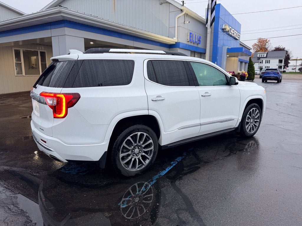 2021 GMC Acadia Denali
