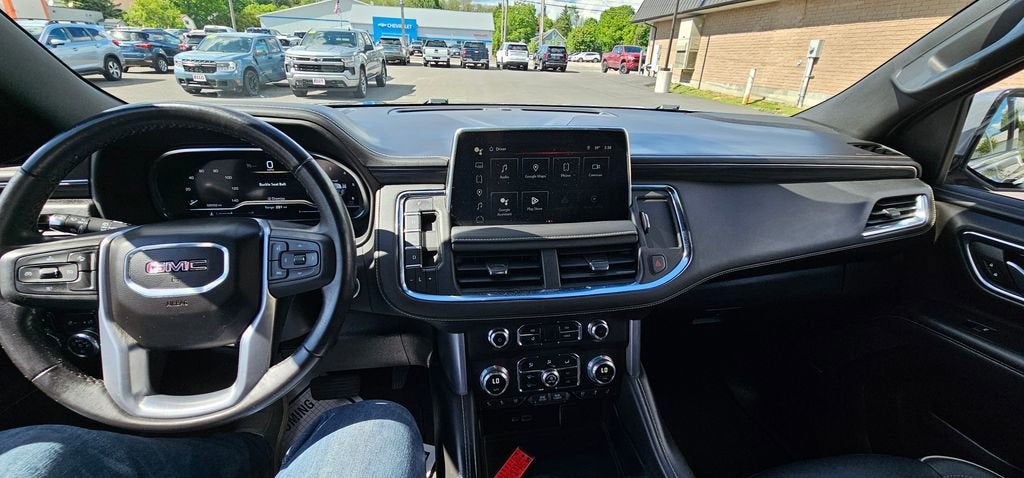 2023 GMC Yukon SLT