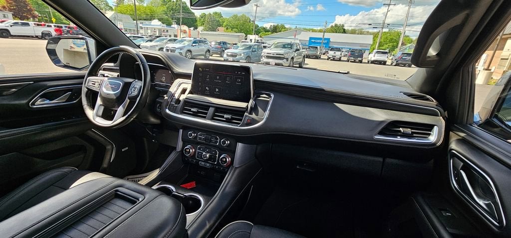 2023 GMC Yukon SLT