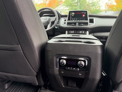 2024 GMC Yukon XL SLE
