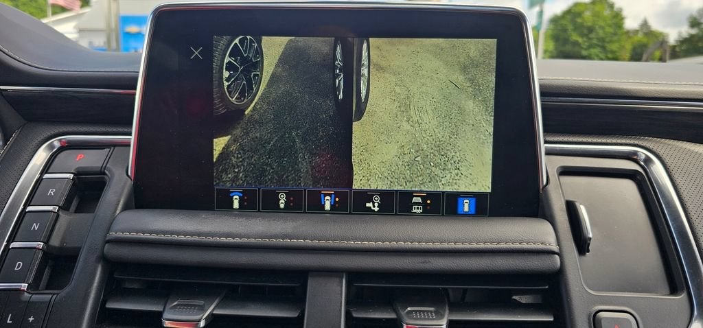 2022 GMC Yukon XL SLT