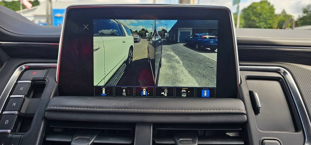 2022 GMC Yukon XL SLT