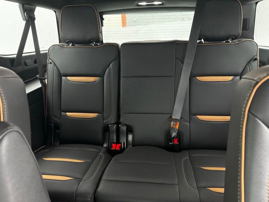 2024 GMC Yukon XL AT4