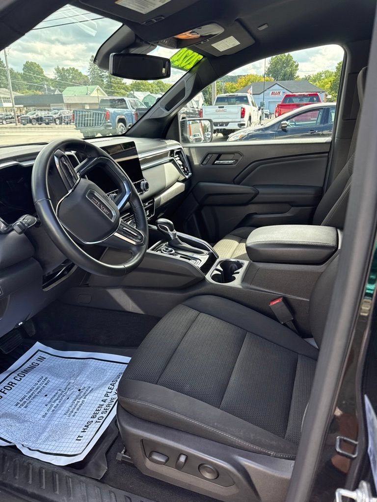 2024 GMC Canyon Elevation
