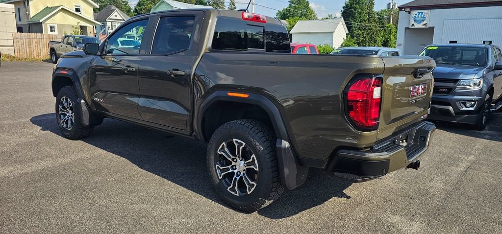 2023 GMC Canyon AT4
