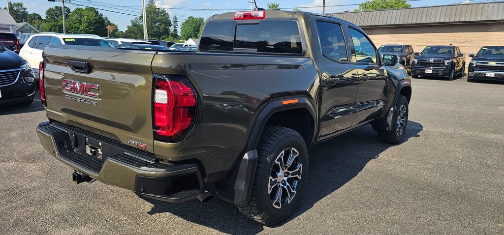 2023 GMC Canyon AT4