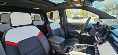 2023 GMC Canyon AT4X