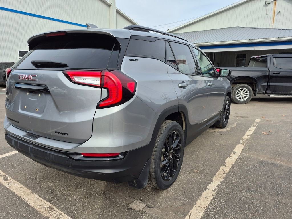 2023 GMC Terrain SLT