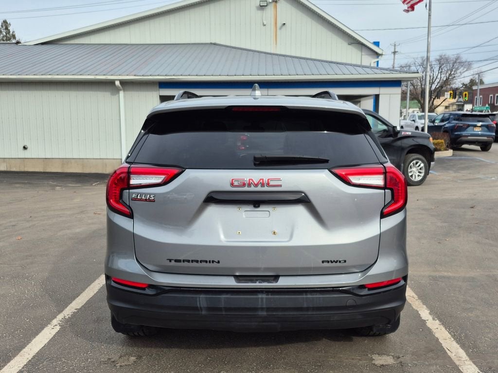 2023 GMC Terrain SLT