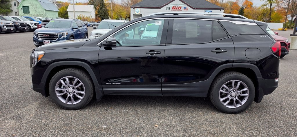 2023 GMC Terrain SLT