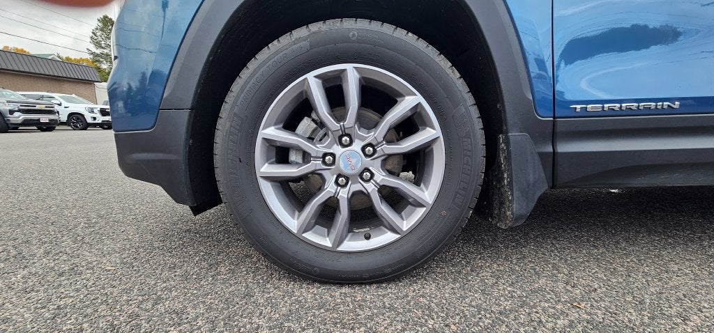 2024 GMC Terrain SLT