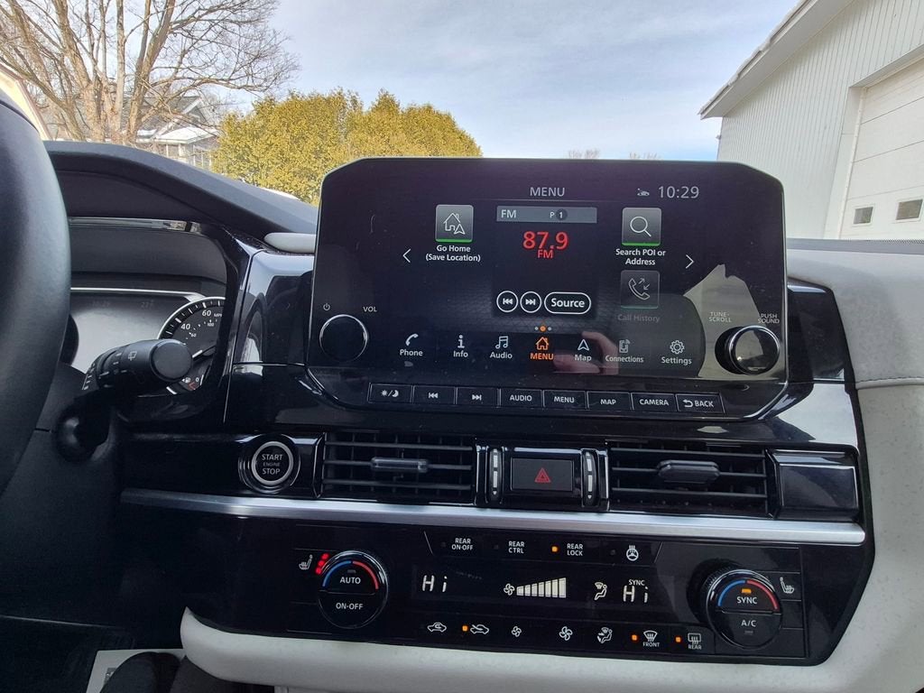 2022 Nissan Pathfinder SL 4WD