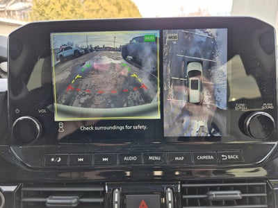 2022 Nissan Pathfinder SL 4WD