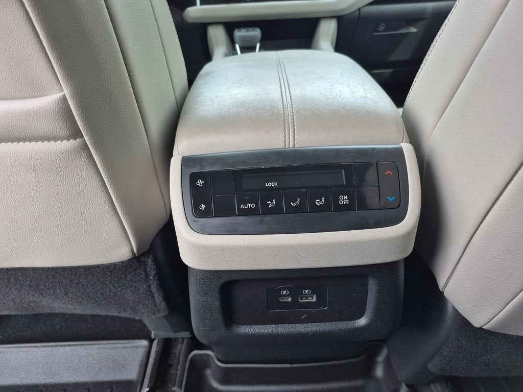 2022 Nissan Pathfinder SL 4WD