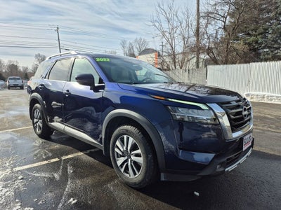 2022 Nissan Pathfinder SL 4WD