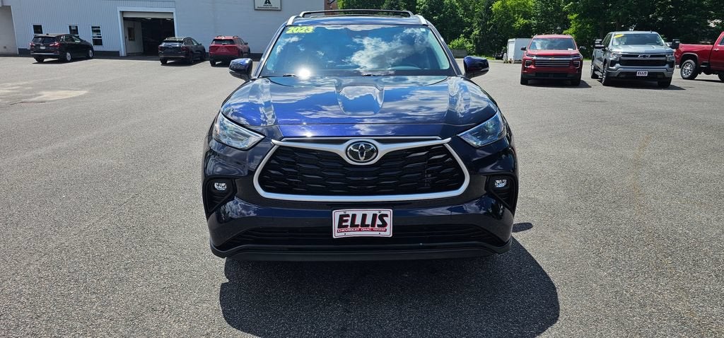 2023 Toyota Highlander XLE