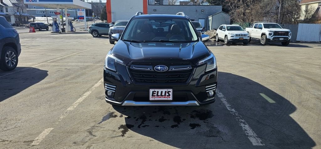 2023 Subaru Forester Touring