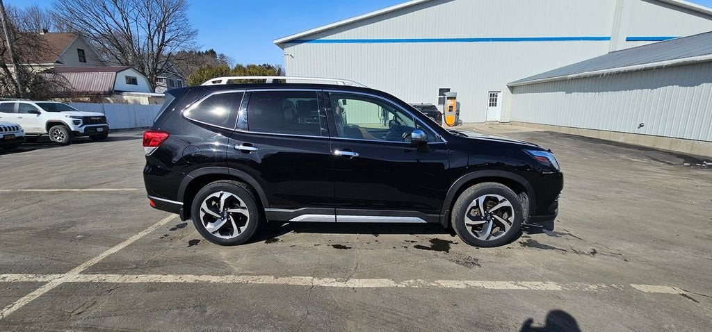 2023 Subaru Forester Touring