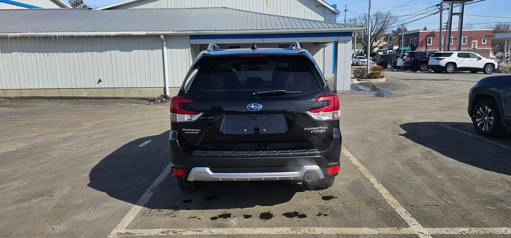 2023 Subaru Forester Touring