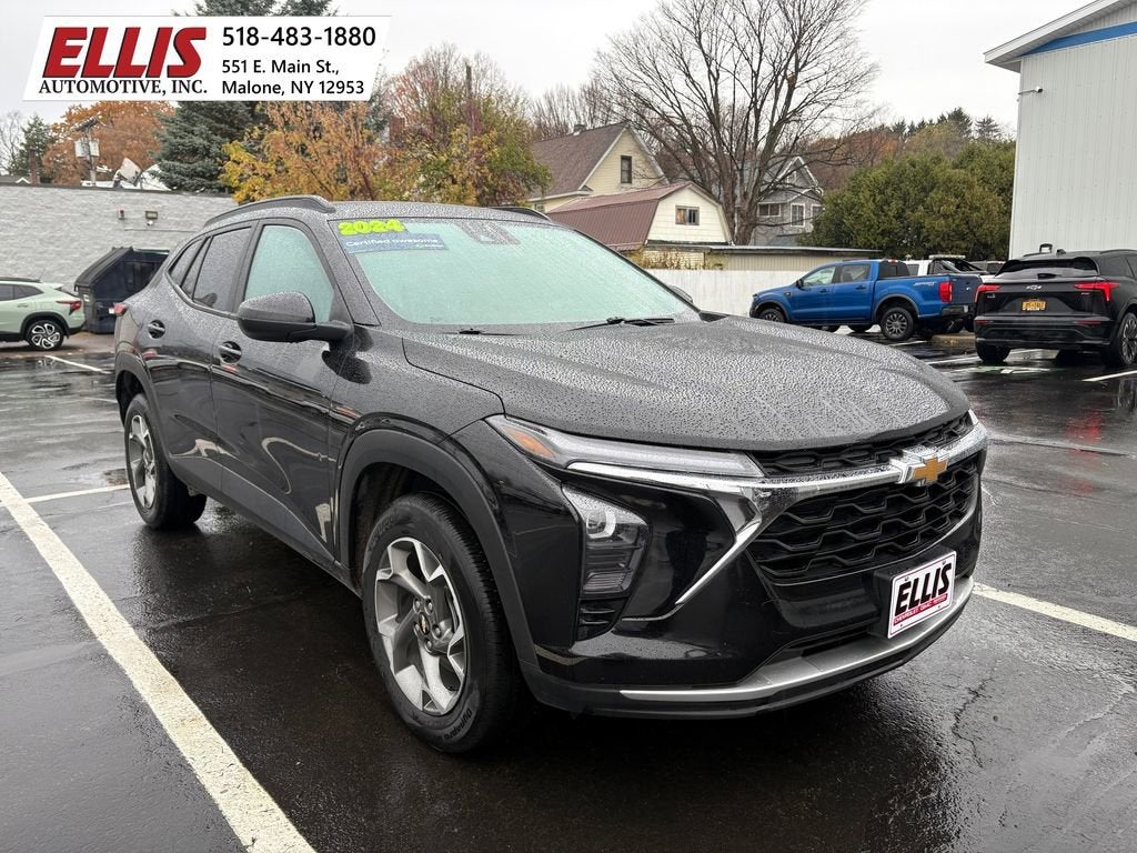 2024 Chevrolet Trax LT