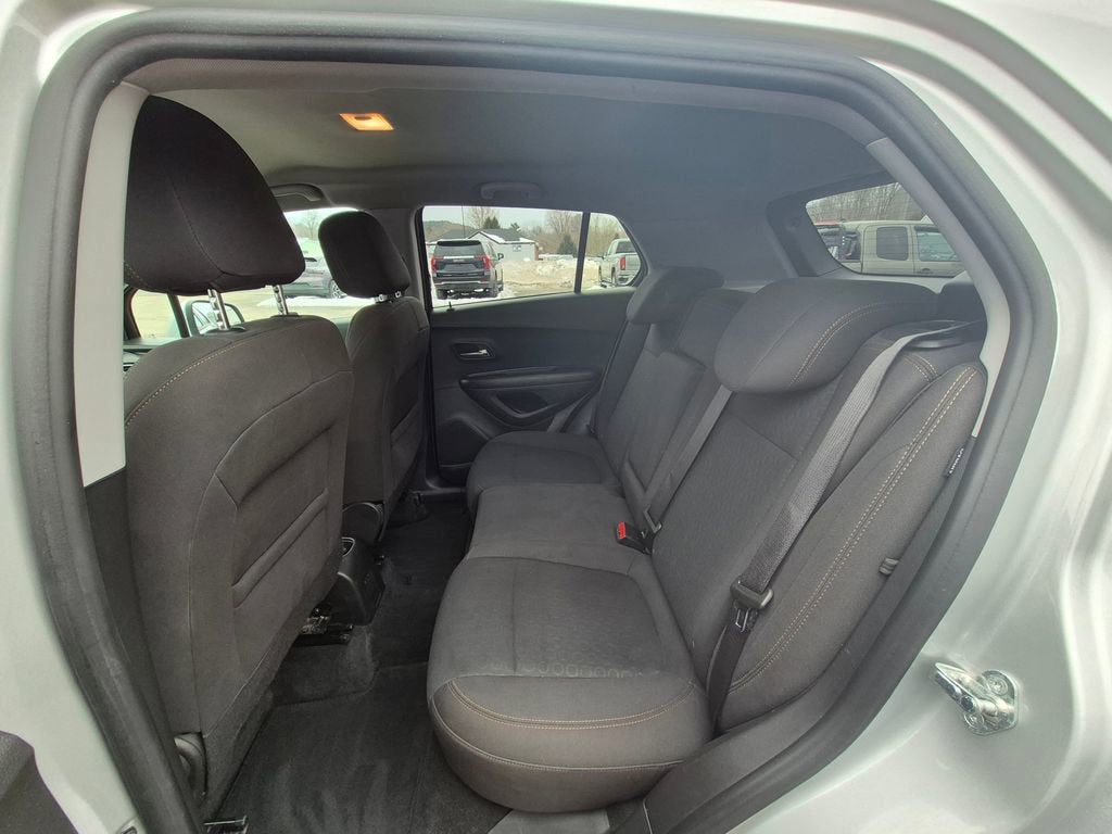 2022 Chevrolet Trax LS