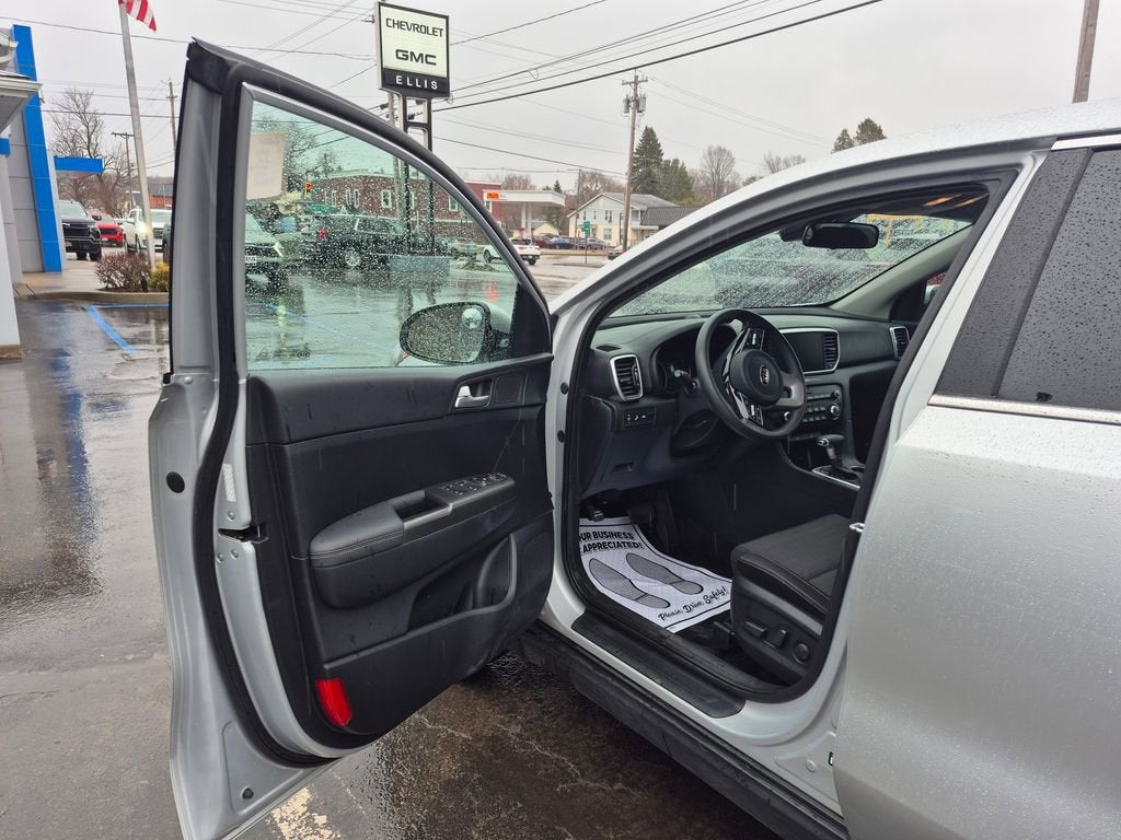 2022 Kia Sportage LX