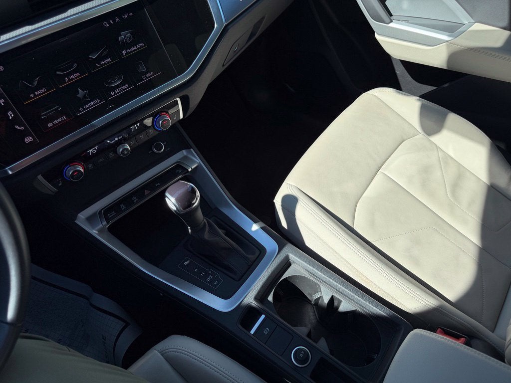 2025 Audi Q3 S line Premium