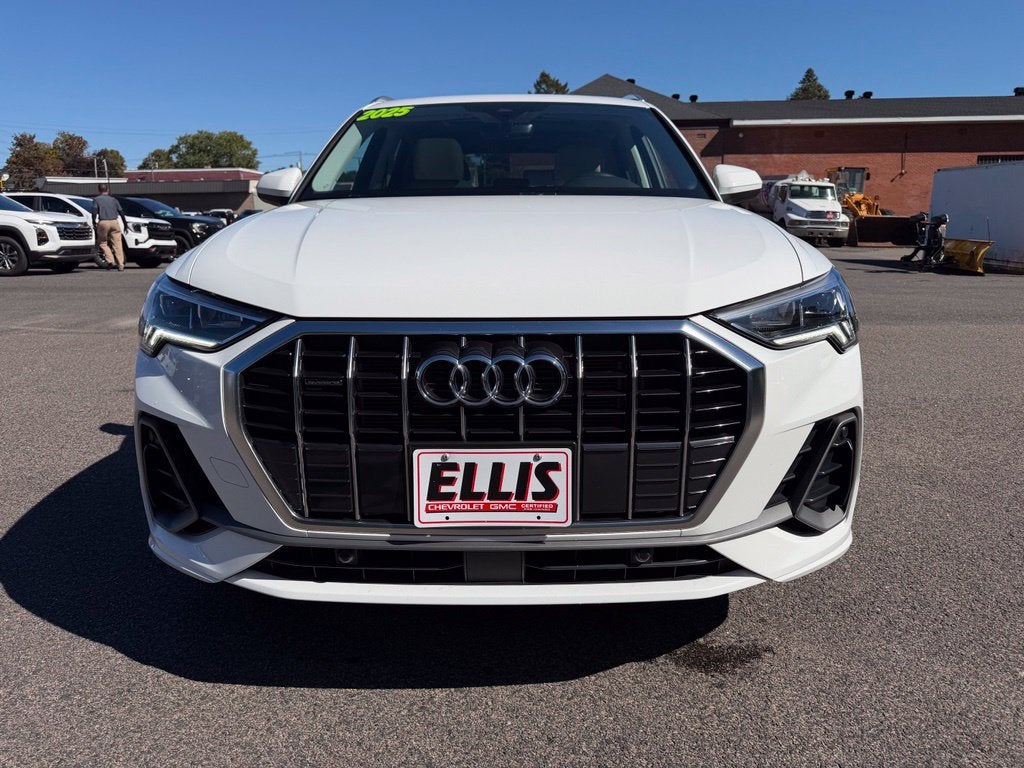 2025 Audi Q3 S line Premium