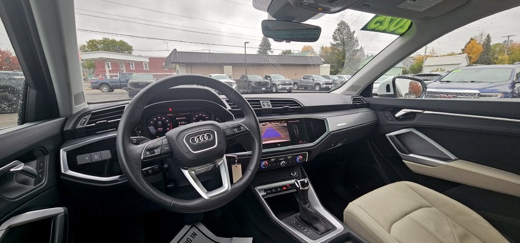 2025 Audi Q3 S line Premium