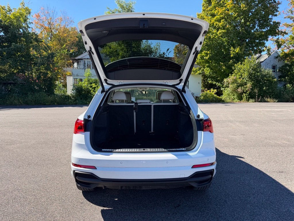 2025 Audi Q3 S line Premium